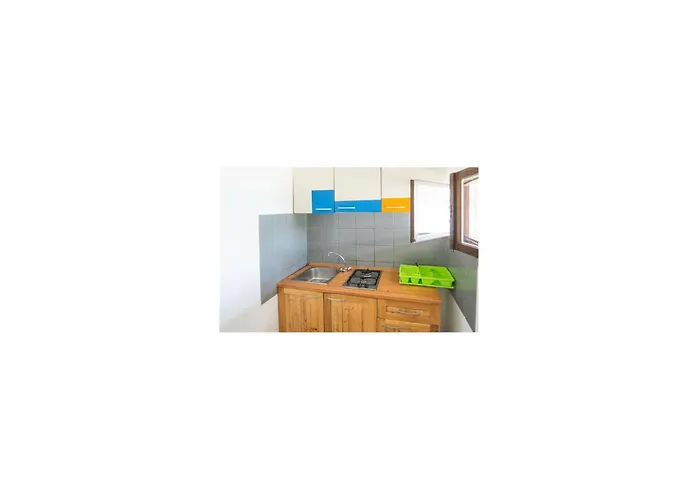 2 Bedroom Lovely In Zizanj Дом отдыха *